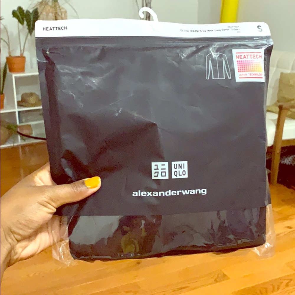 Alexander Wang x Uniqlo Heat Tech Male Crewneck S